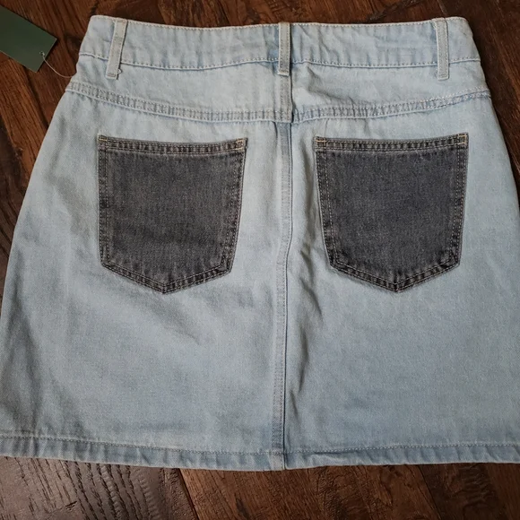 WILD FABLE BUNDLE OF 2 MINI SKIRTS NWT BOTH SIZE 6 - Picture 4 of 7